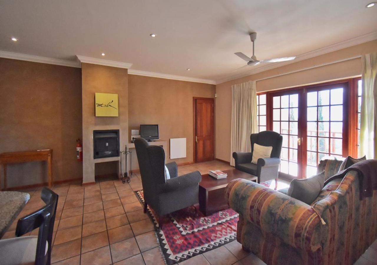 The Clarens Place Esterno foto